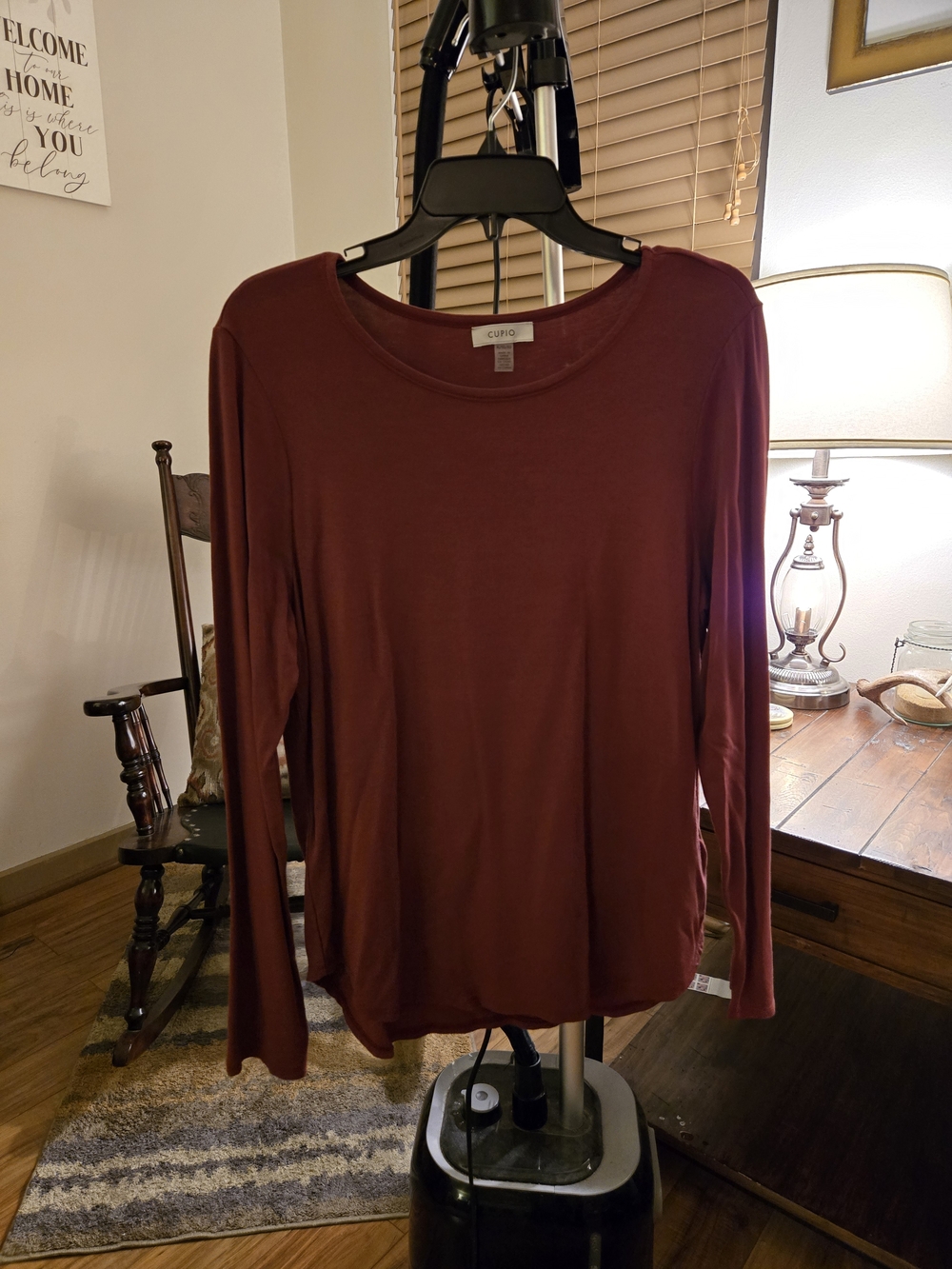 Cupio Long-Sleeve Crewneck Top in Deep Wine